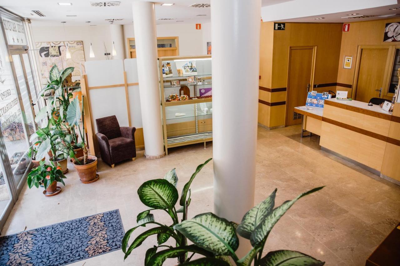 Hotel Salvevir Ejea De Los Caballeros Exteriör bild